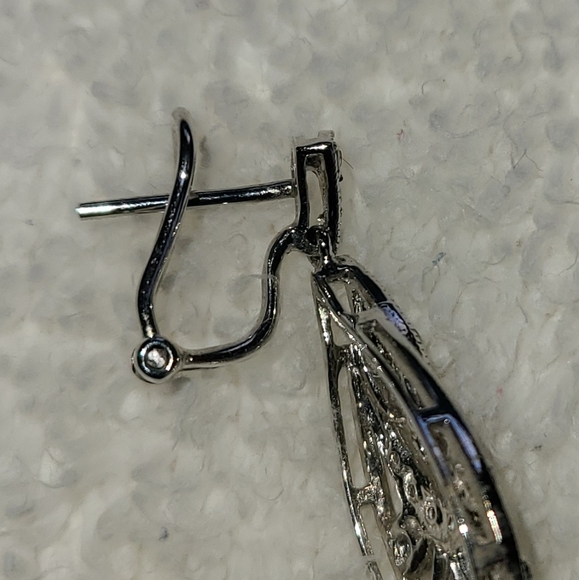 White 14K Gold with Dimonds earrings - Picture 10 of 16